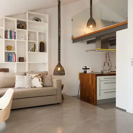 Picoas Loft Апартаменты Лиссабон